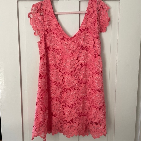 BB Dakota Coral Peach Lace Rene Shift Dress - Picture 7 of 16